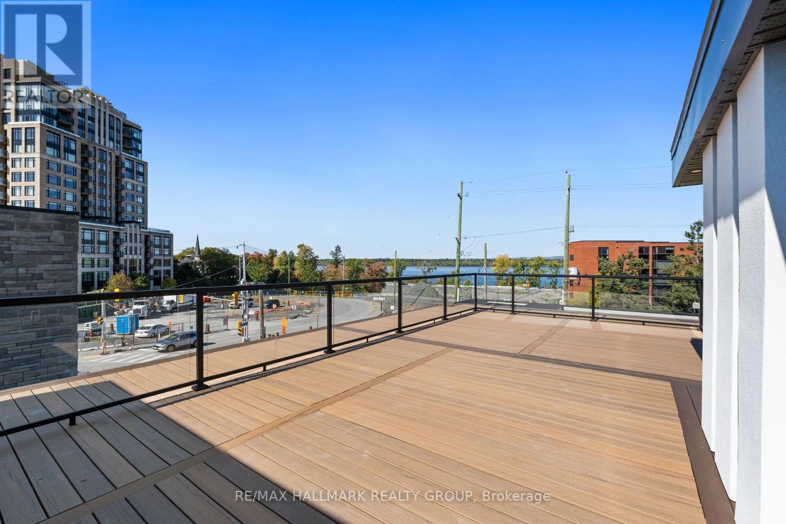 A - 886 Byron Avenue, Ottawa, Ontario  K2A 0A1 - Photo 37 - X12906792