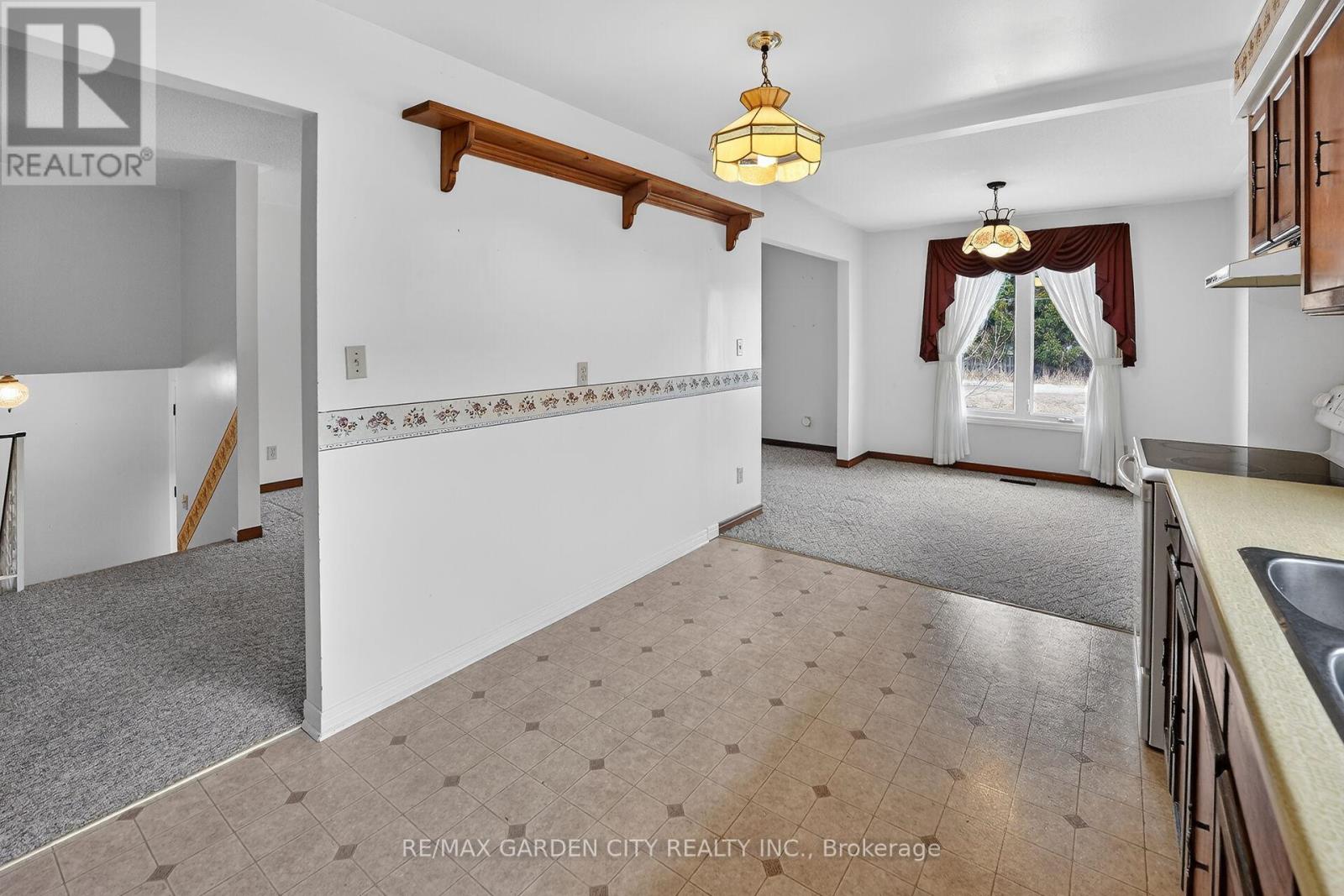 624 Cayuga Street W, Haldimand, Ontario  N1A 3E2 - Photo 12 - X12906772