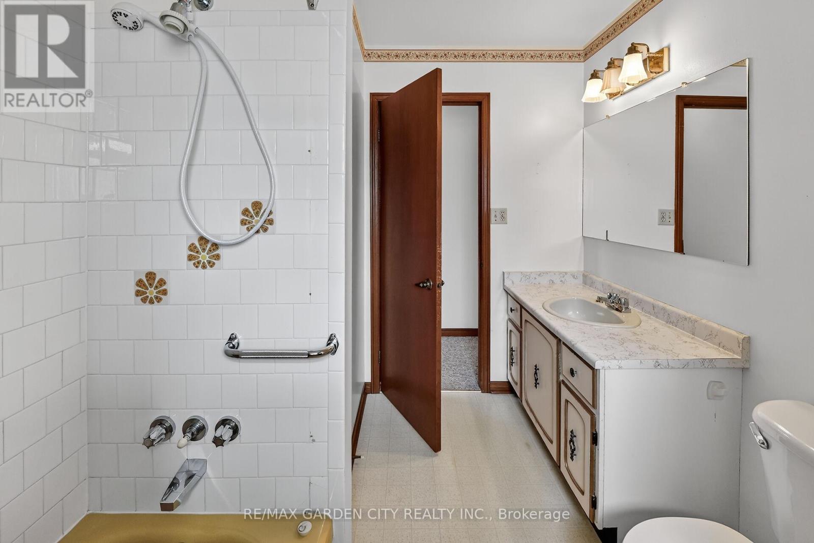 624 Cayuga Street W, Haldimand, Ontario  N1A 3E2 - Photo 21 - X12906772