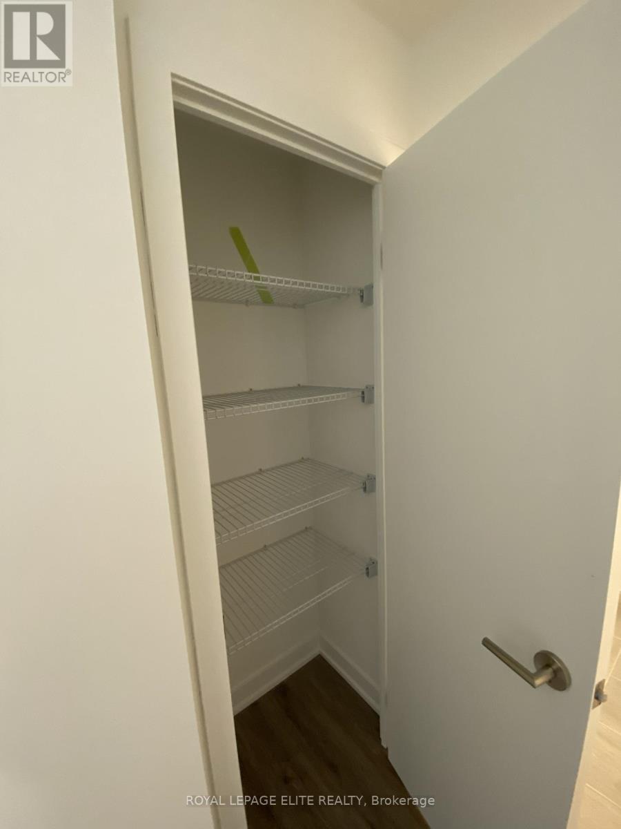 2310 - 1 Quarrington Lane, Toronto, Ontario  M3C 0S4 - Photo 11 - C12906778