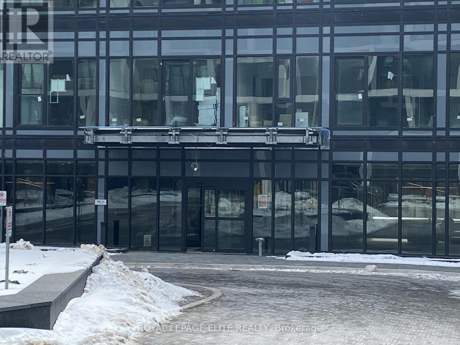 2310 - 1 Quarrington Lane, Toronto, Ontario  M3C 0S4 - Photo 3 - C12906778