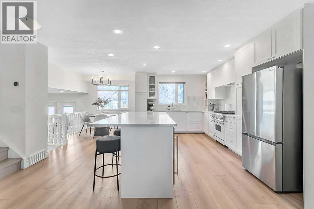 171 Woodridge Place SW, Calgary, Alberta  T2W 3R4 - Photo 8 - A2295163