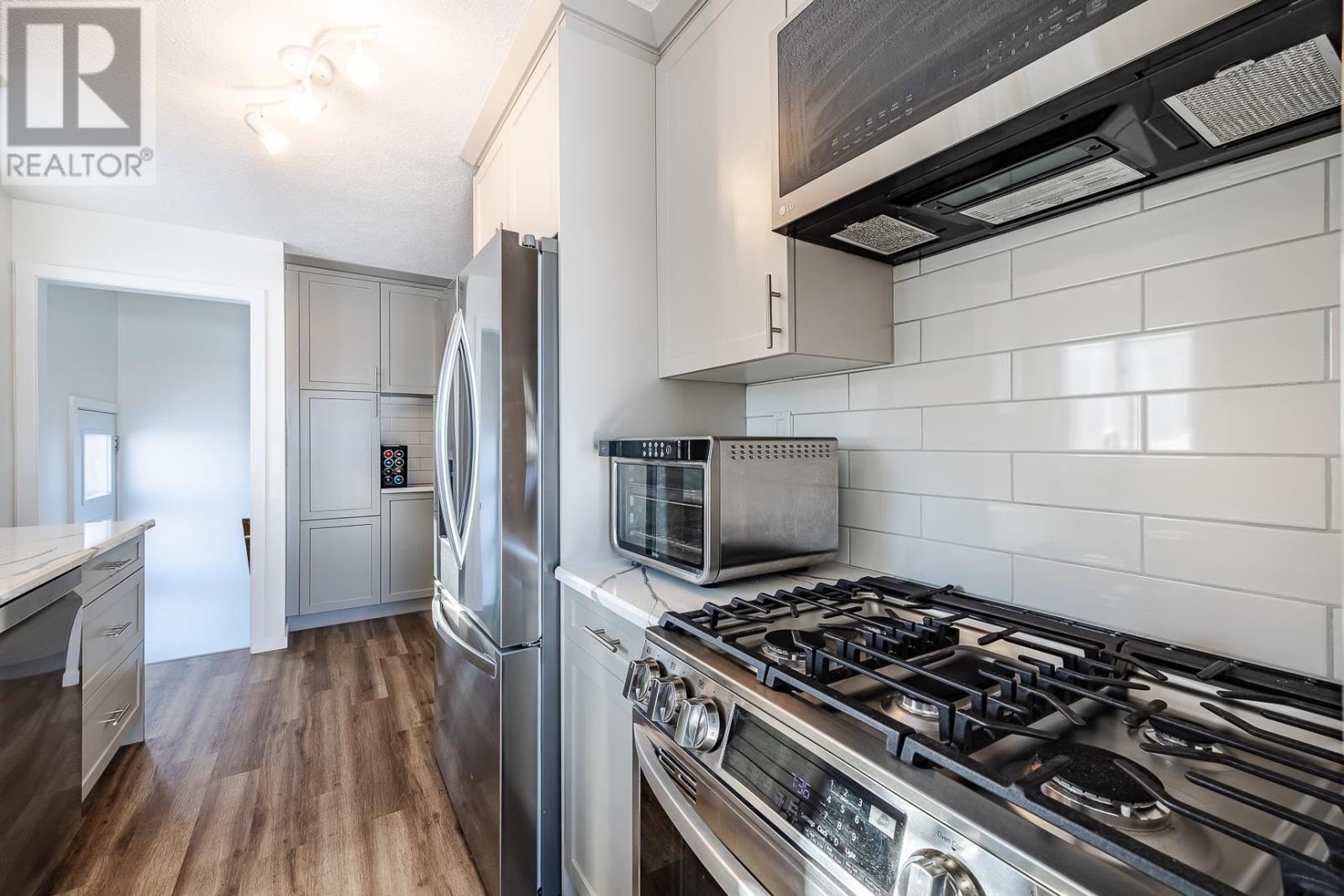 93 Pozzebon Cres, Sault Ste. Marie, Ontario  P6C 6B4 - Photo 12 - SM260498