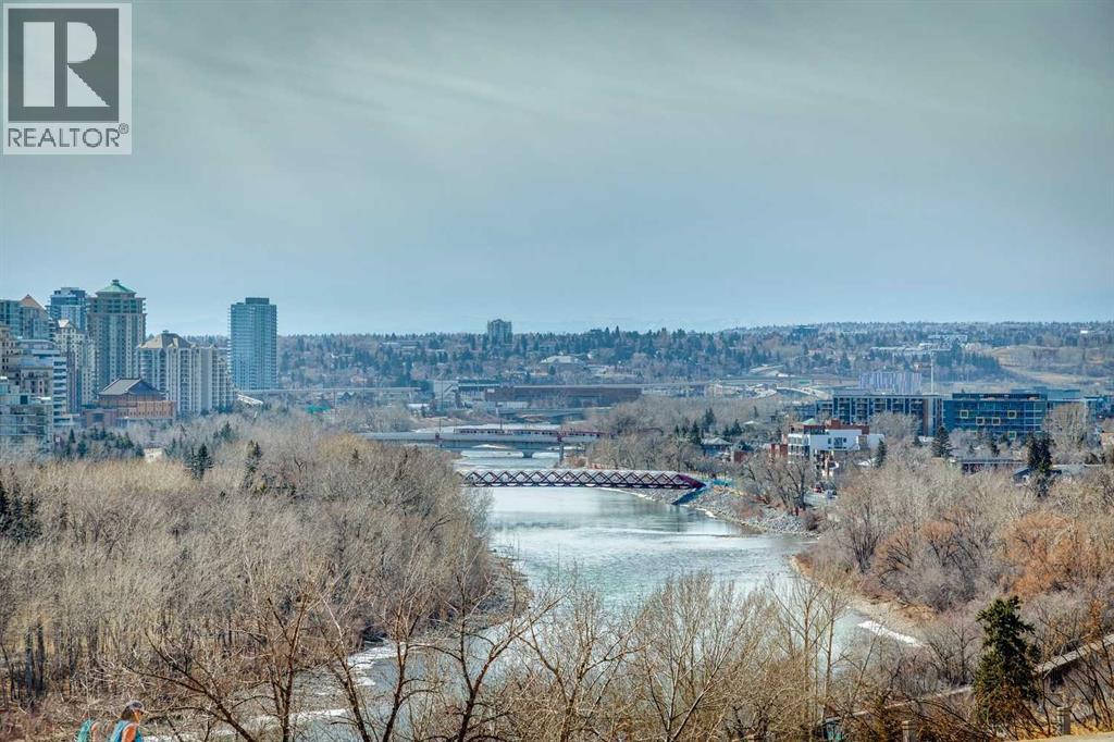 228 Crescent Road NW, Calgary, Alberta  T2M 4A3 - Photo 5 - A2291752