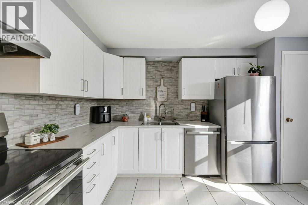 42 Frobisher Court, Cambridge, Ontario  N1R 6Z5 - Photo 12 - 40808241