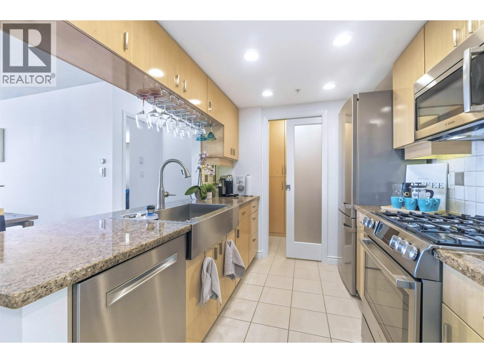 3608 1033 Marinaside Crescent, Vancouver, British Columbia  V6Z 3A3 - Photo 13 - R3100373