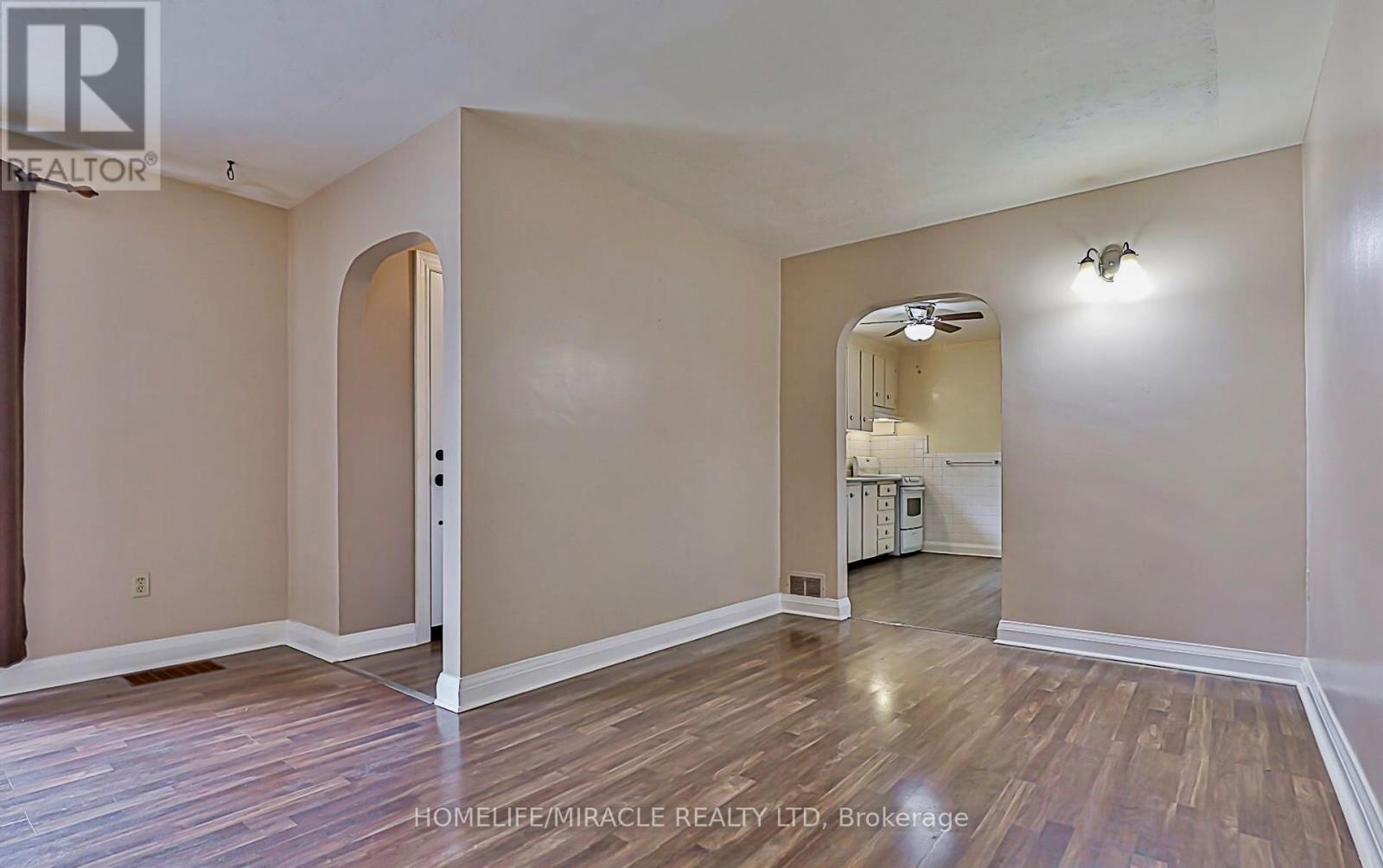 19 Herbert Avenue, Oshawa, Ontario  L1G 3Y7 - Photo 9 - E12796138