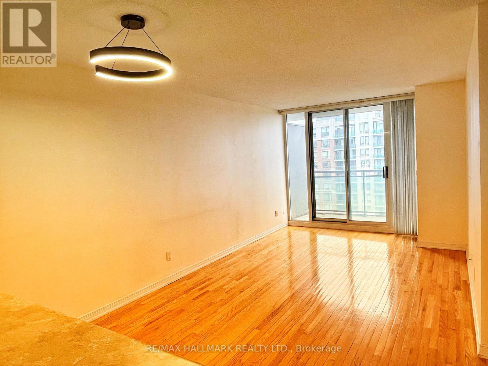 1210 - 310 Red Maple Road, Richmond Hill, Ontario  L4C 0T7 - Photo 9 - N12840004