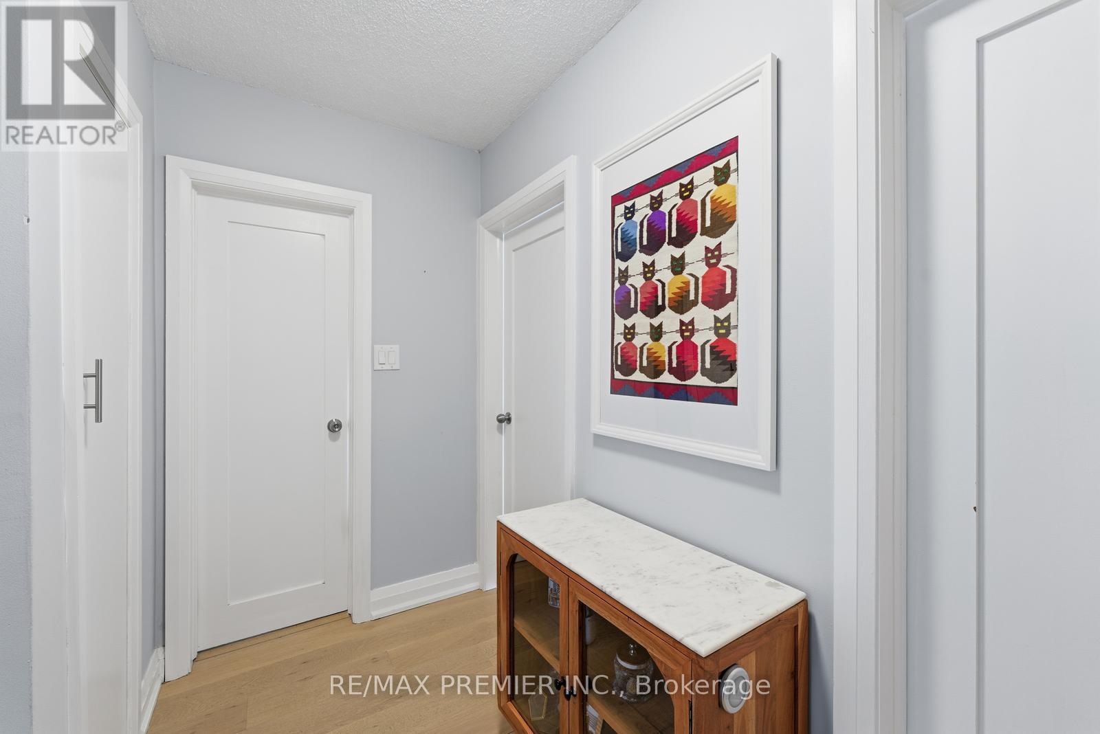 368 Lees Lane, Oakville, Ontario  L6L 4S5 - Photo 22 - W12896508