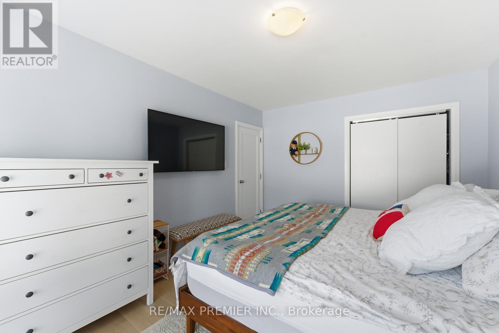 368 Lees Lane, Oakville, Ontario  L6L 4S5 - Photo 24 - W12896508