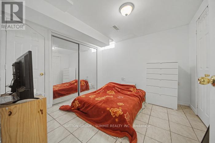 121 Willow Park Drive, Brampton, Ontario  L6R 2N3 - Photo 24 - W12905686