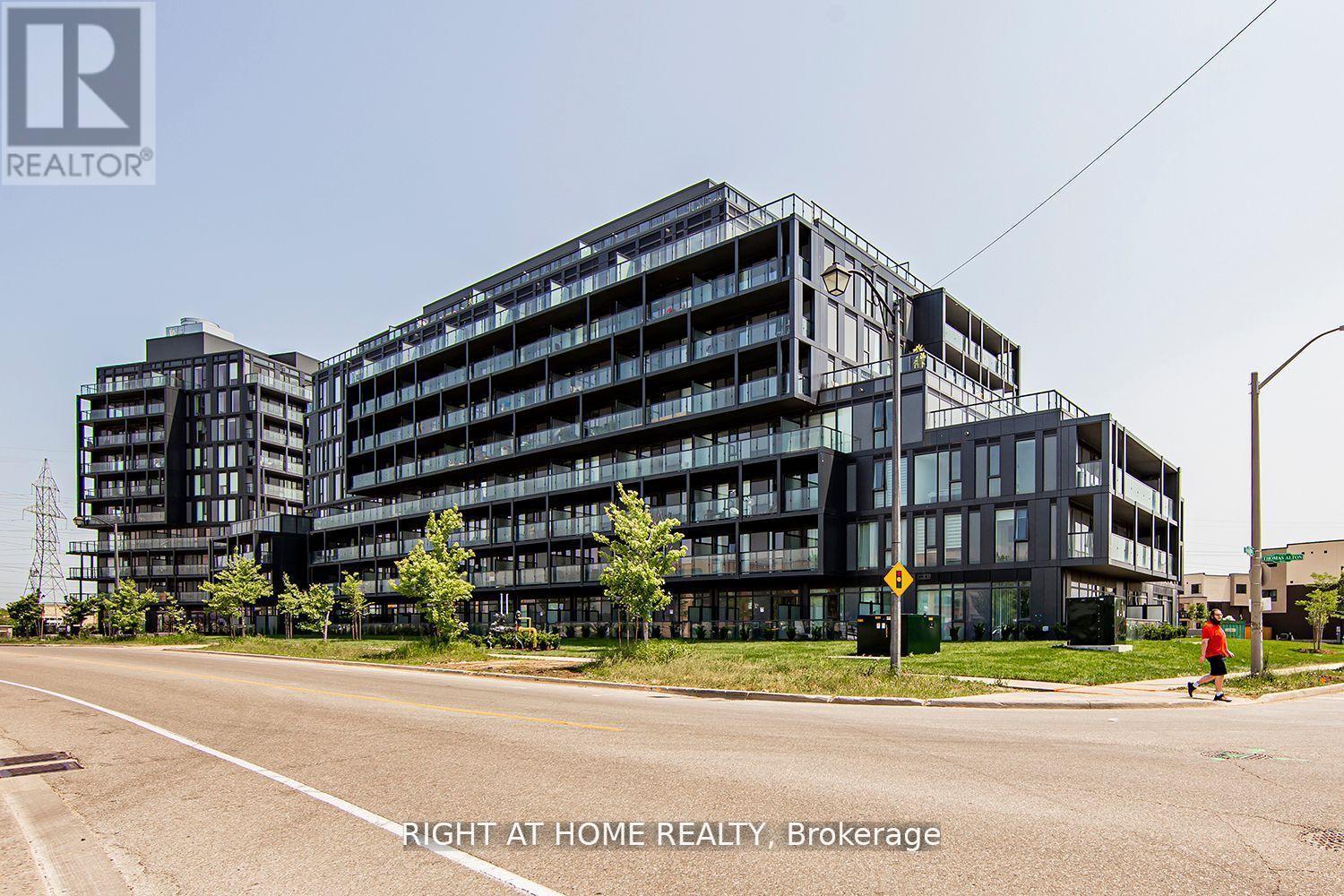 B816 - 3200 DAKOTA COMMON WAY, Burlington, Ontario