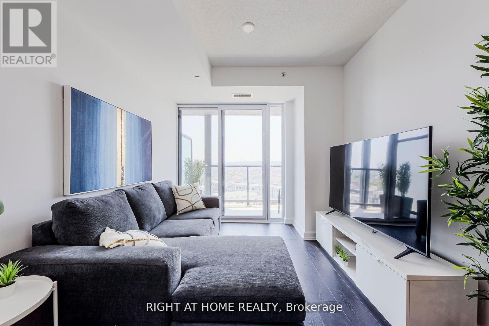 B816 - 3200 Dakota Common Way, Burlington, Ontario  L7M 0H4 - Photo 7 - W12906748