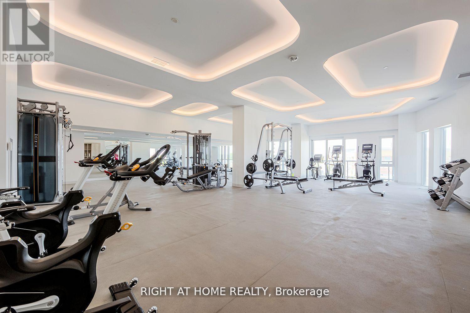 B816 - 3200 Dakota Common Way, Burlington, Ontario  L7M 0H4 - Photo 9 - W12906748