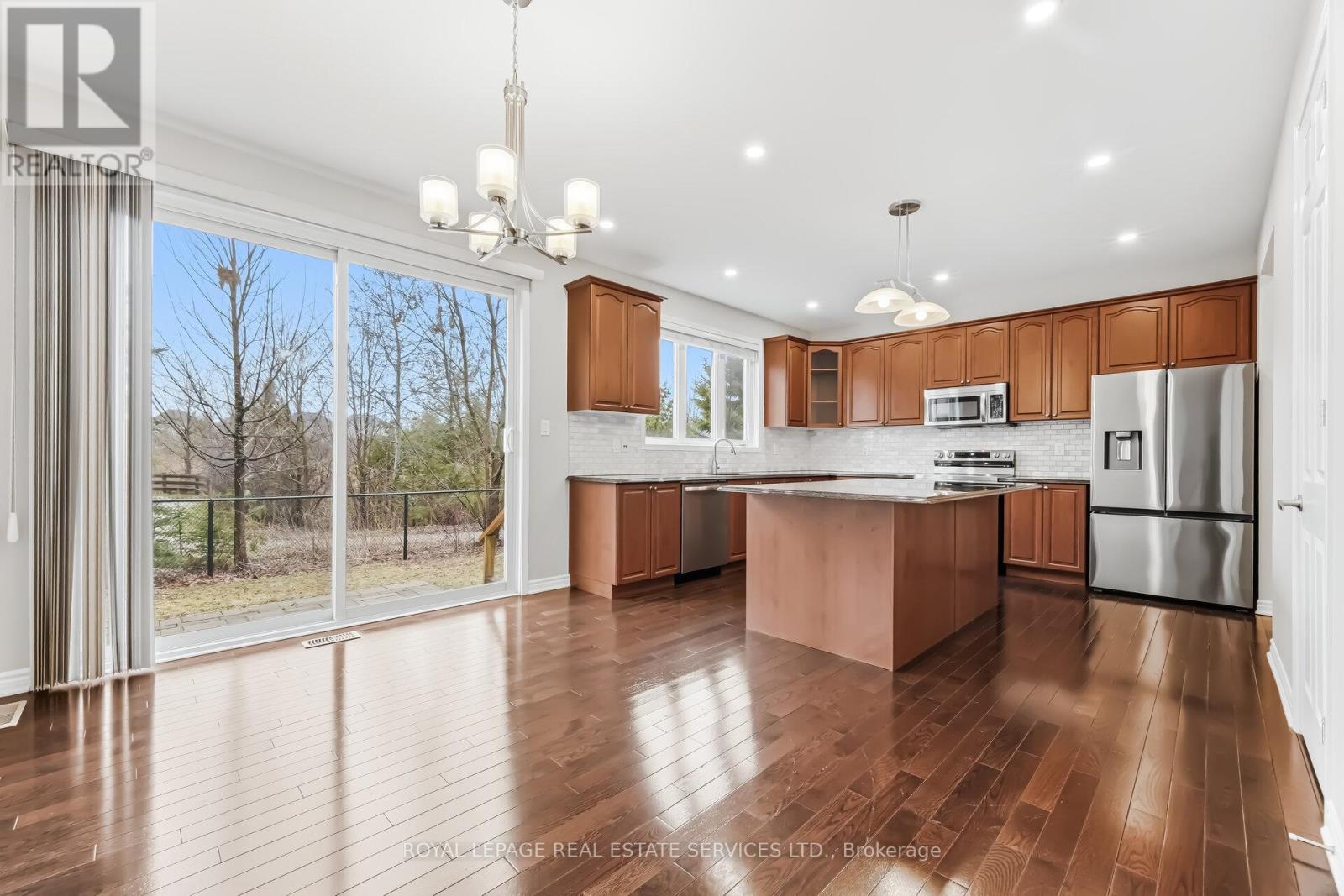 2383 Calloway Drive, Oakville, Ontario  L6M 0C1 - Photo 18 - W12906760