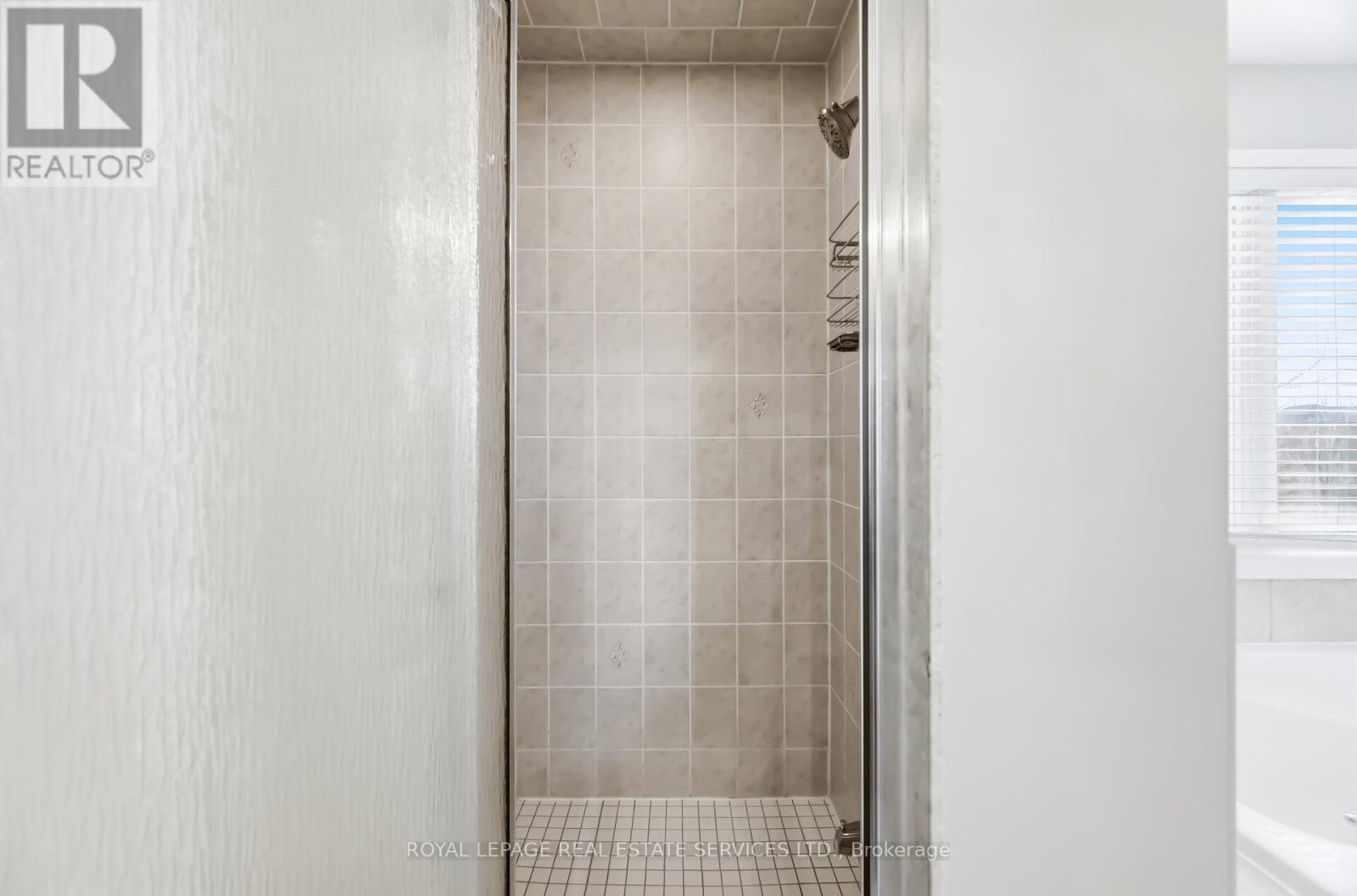 2383 Calloway Drive, Oakville, Ontario  L6M 0C1 - Photo 33 - W12906760