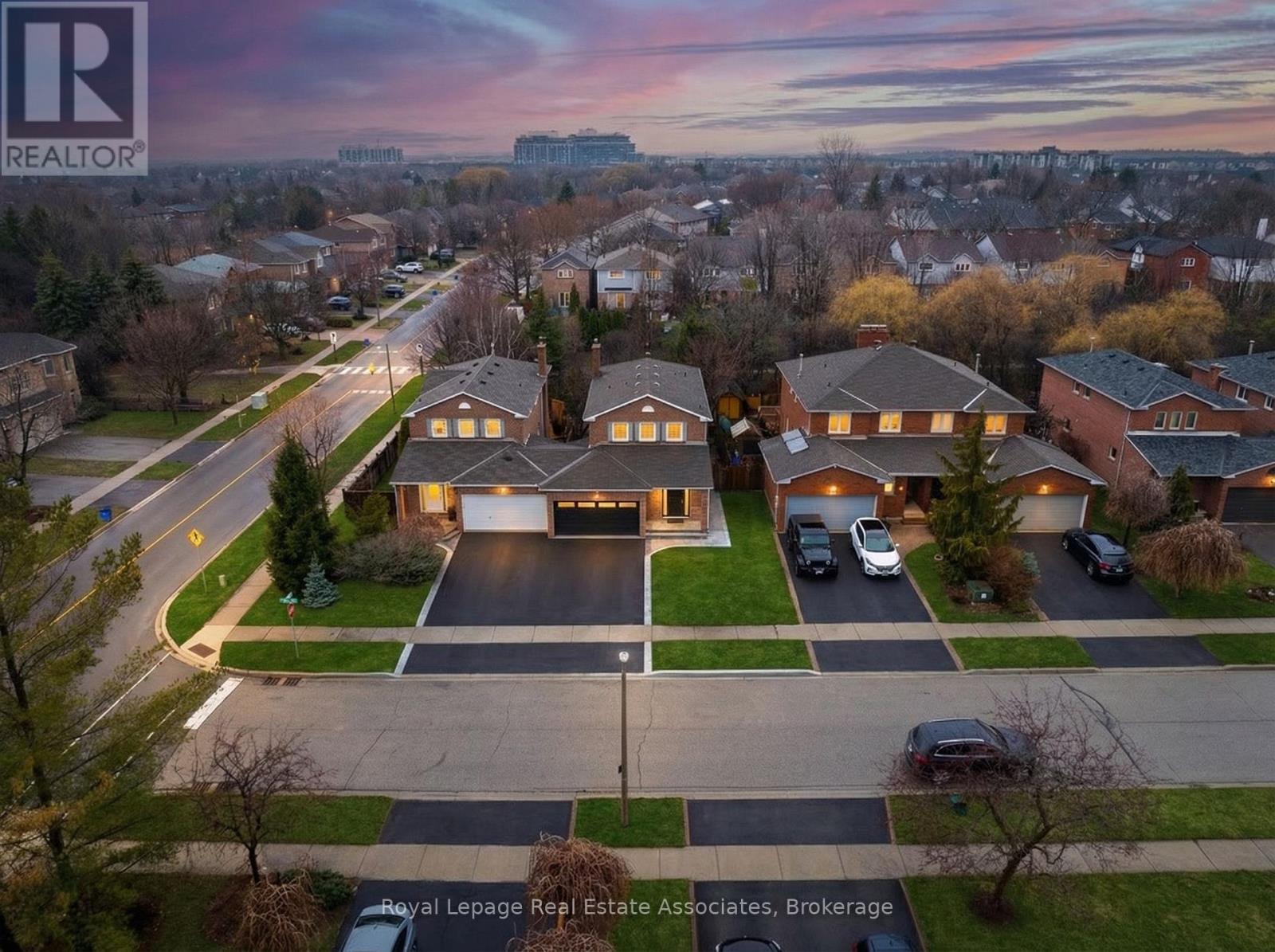 191 Genesee Drive, Oakville, Ontario L6H 5Y7 - Photo 38 - W12906812