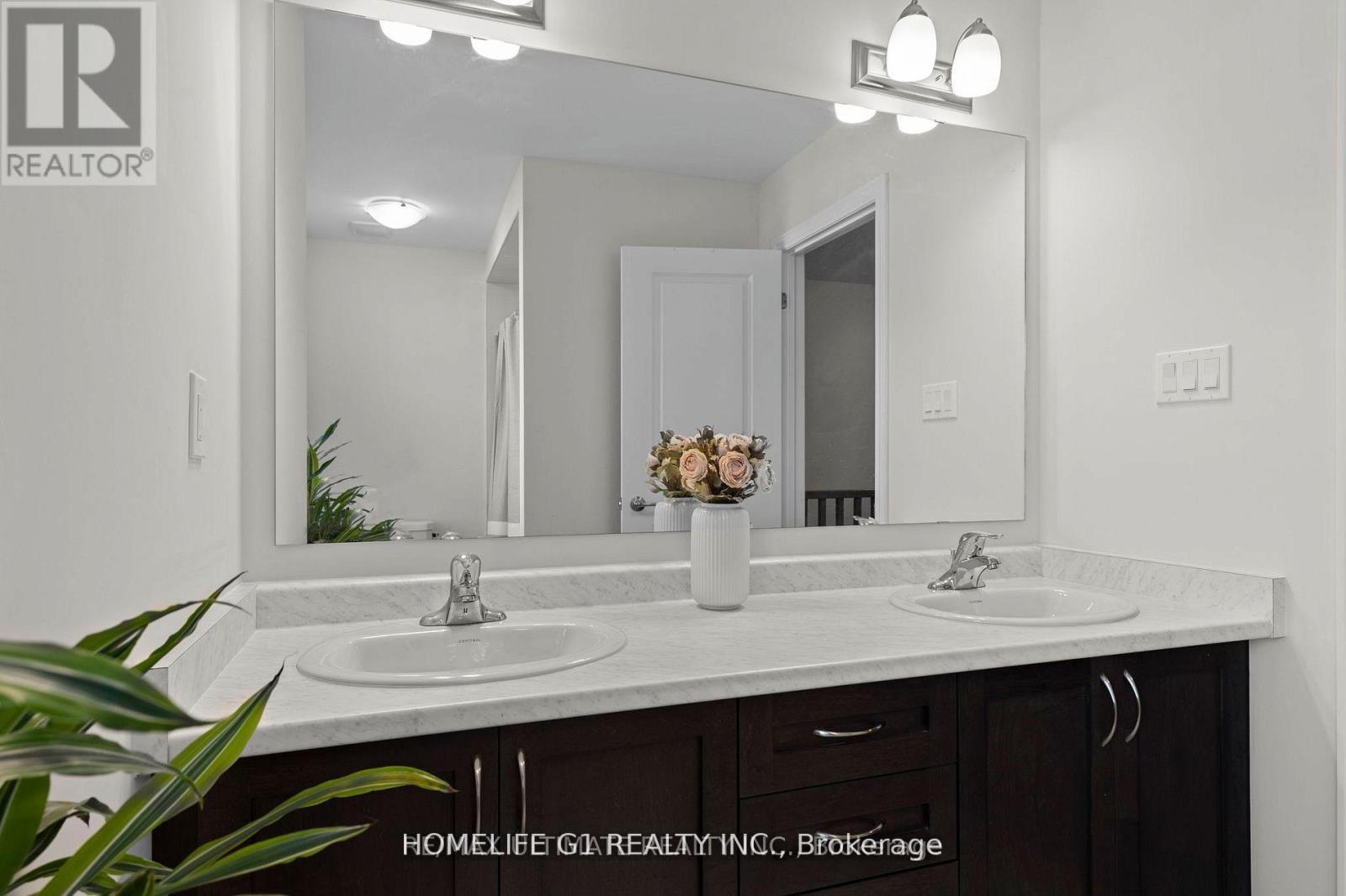 340 Mceachern Lane, Gravenhurst, Ontario  P1P 0H8 - Photo 17 - X12906808