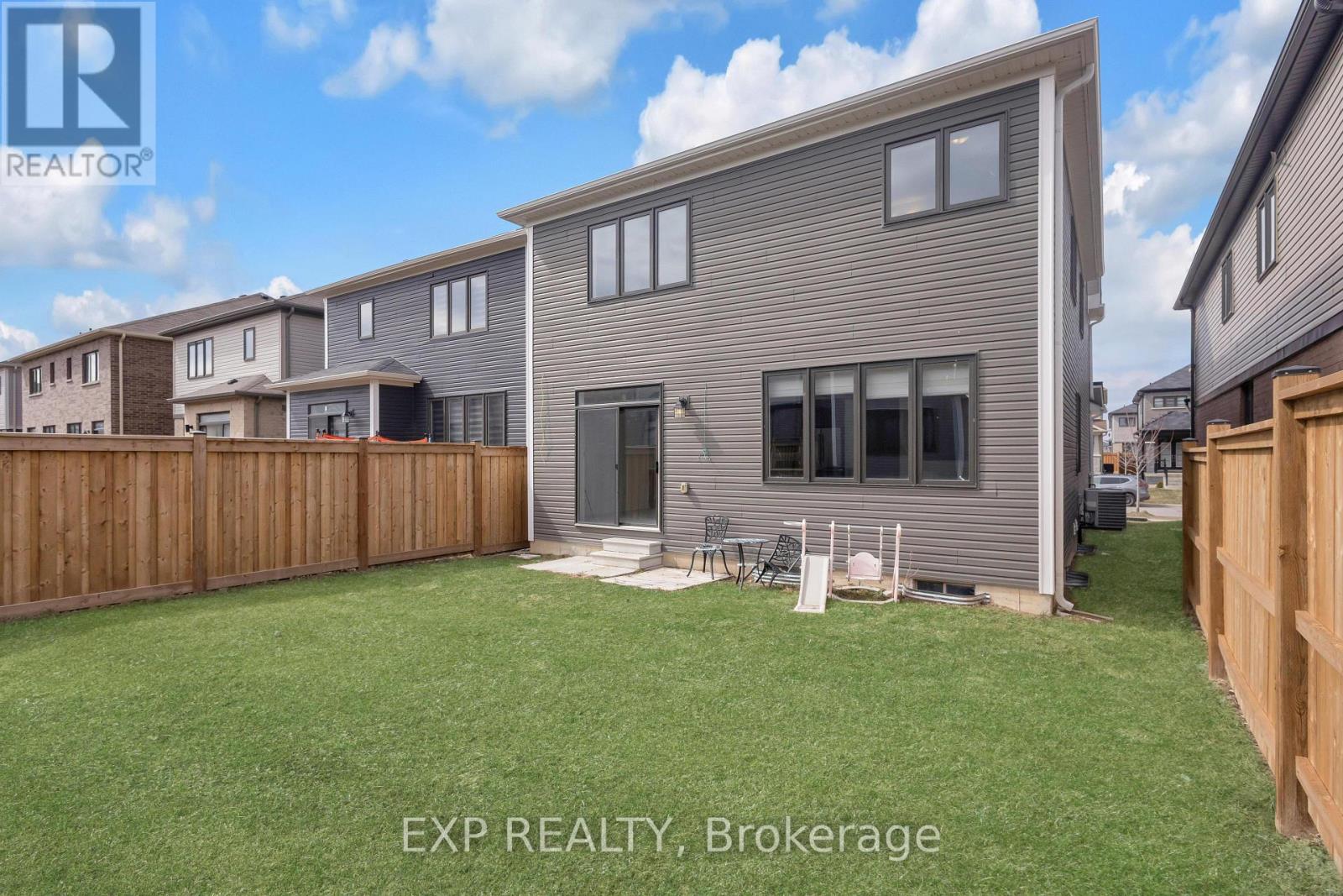 66 Lise Lane, Haldimand, Ontario  N3W 0E8 - Photo 35 - X12906814