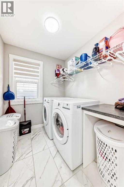 240 Creekstone Row SW, Calgary, Alberta  T2X 4Y5 - Photo 16 - A2285154