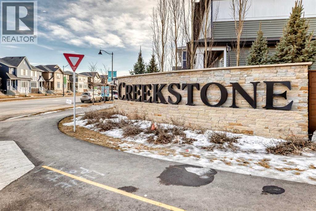 240 Creekstone Row SW, Calgary, Alberta  T2X 4Y5 - Photo 30 - A2285154