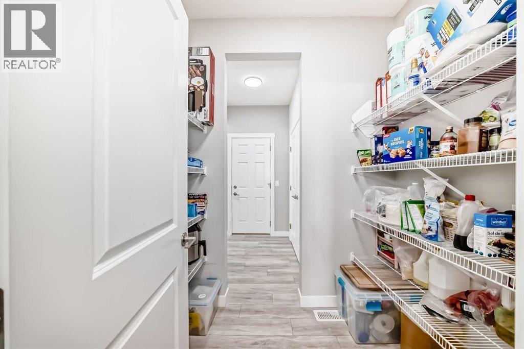 240 Creekstone Row SW, Calgary, Alberta  T2X 4Y5 - Photo 11 - A2285154