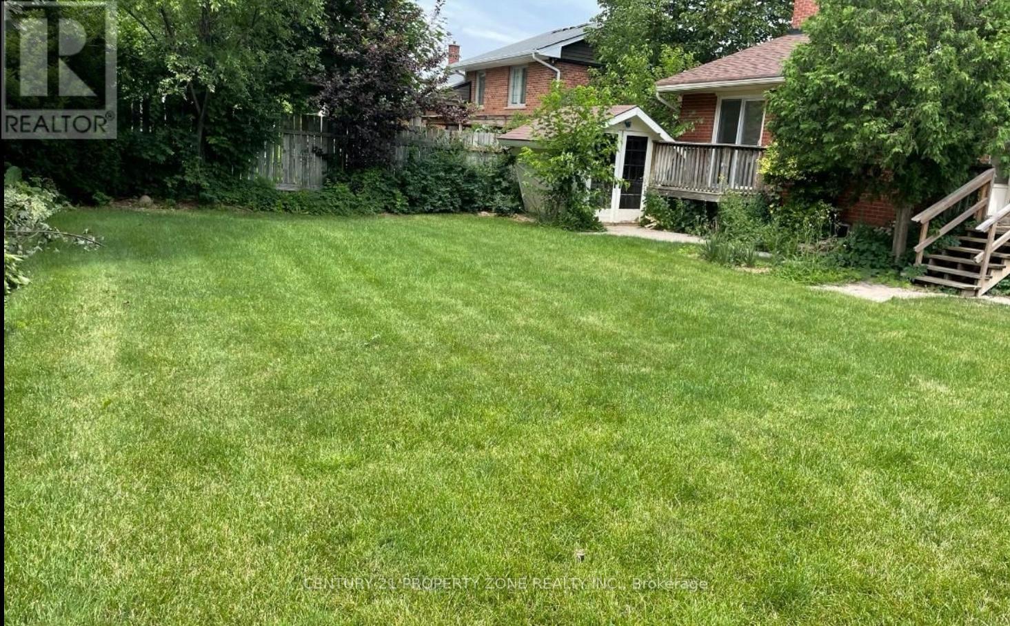 82 Roy Drive, Mississauga, Ontario  L5M 1A7 - Photo 26 - W12905346