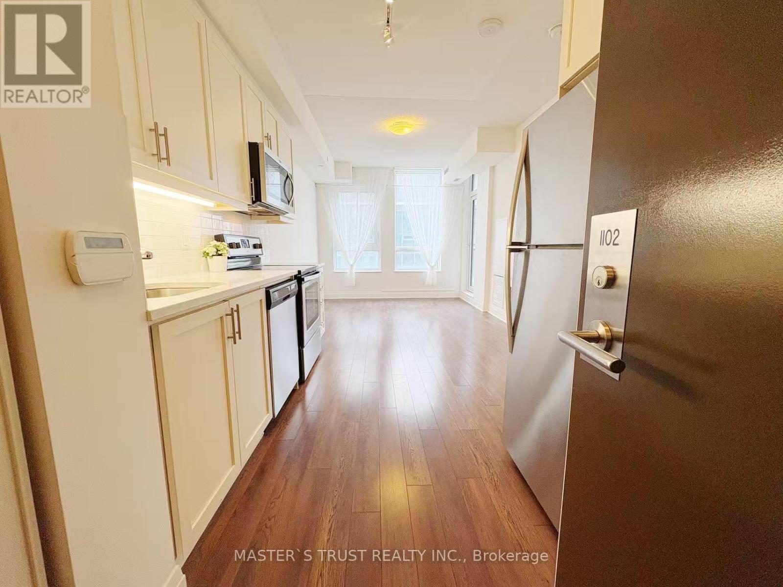 1102 - 17 Zorra Street, Toronto, Ontario M8Z 4Z6 - Photo 6 - W12778512