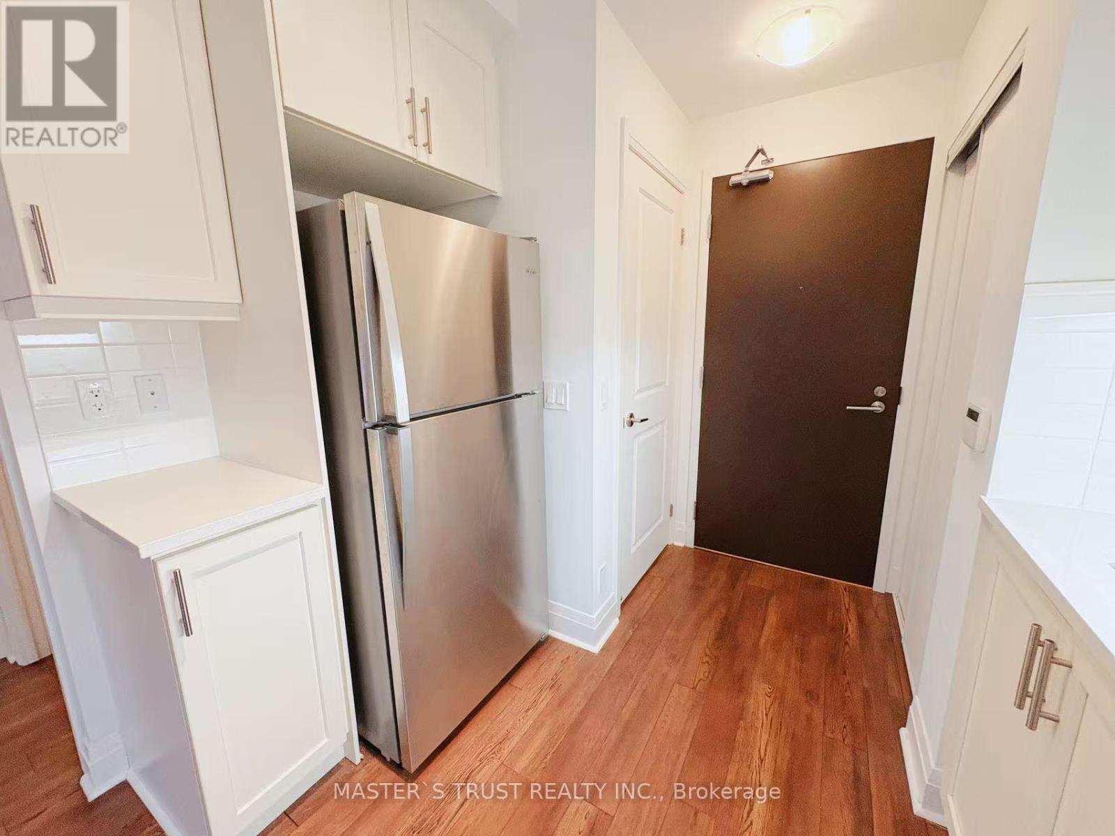 1102 - 17 Zorra Street, Toronto, Ontario M8Z 4Z6 - Photo 9 - W12778512