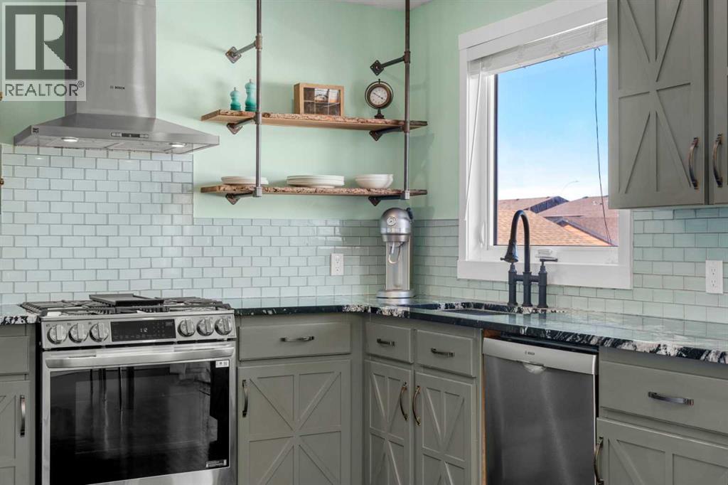 1312 10 Avenue Se, High River, Alberta  T1V 1L4 - Photo 12 - A2294193