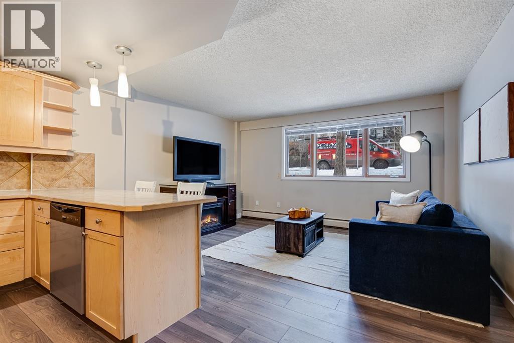 101, 922 19 Avenue SW, Calgary, Alberta