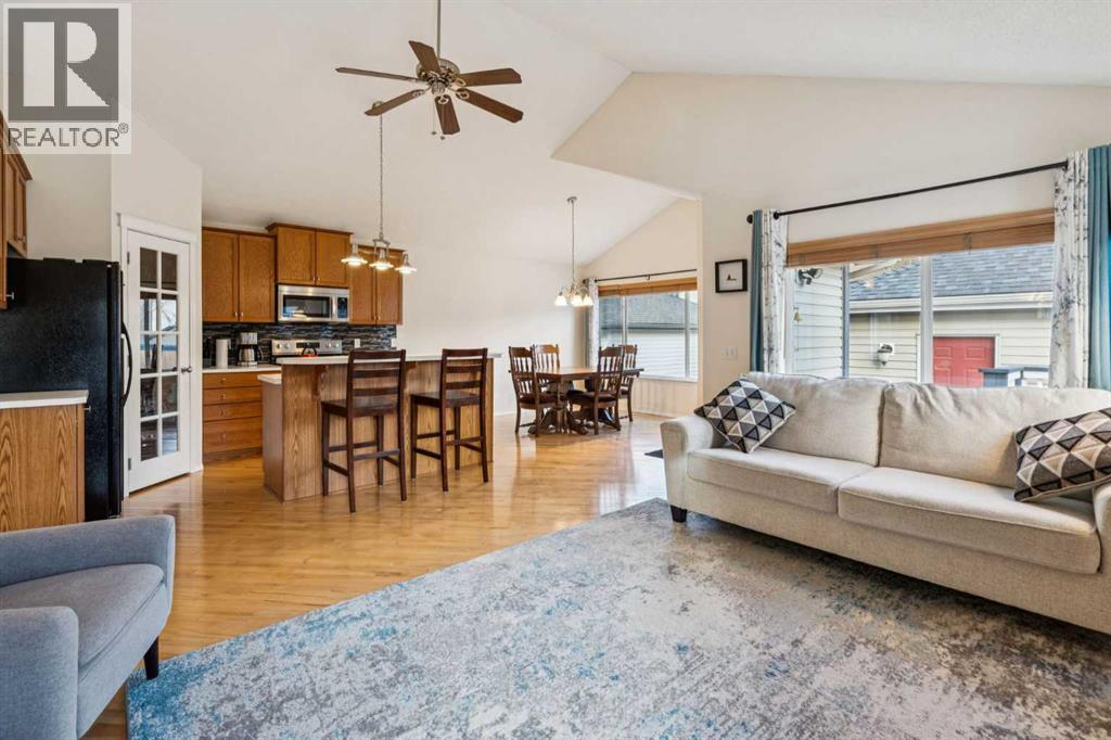 202 Copperfield Gardens Se, Calgary, Alberta  T2Z 4C1 - Photo 8 - A2294371