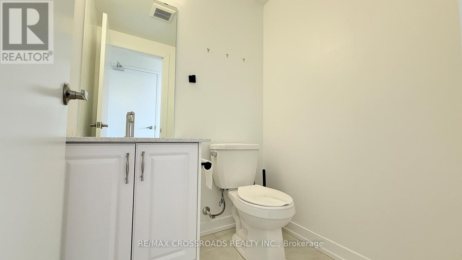 102 - 370 D Red Maple Road, Richmond Hill, Ontario  L4C 6P5 - Photo 7 - N12906818