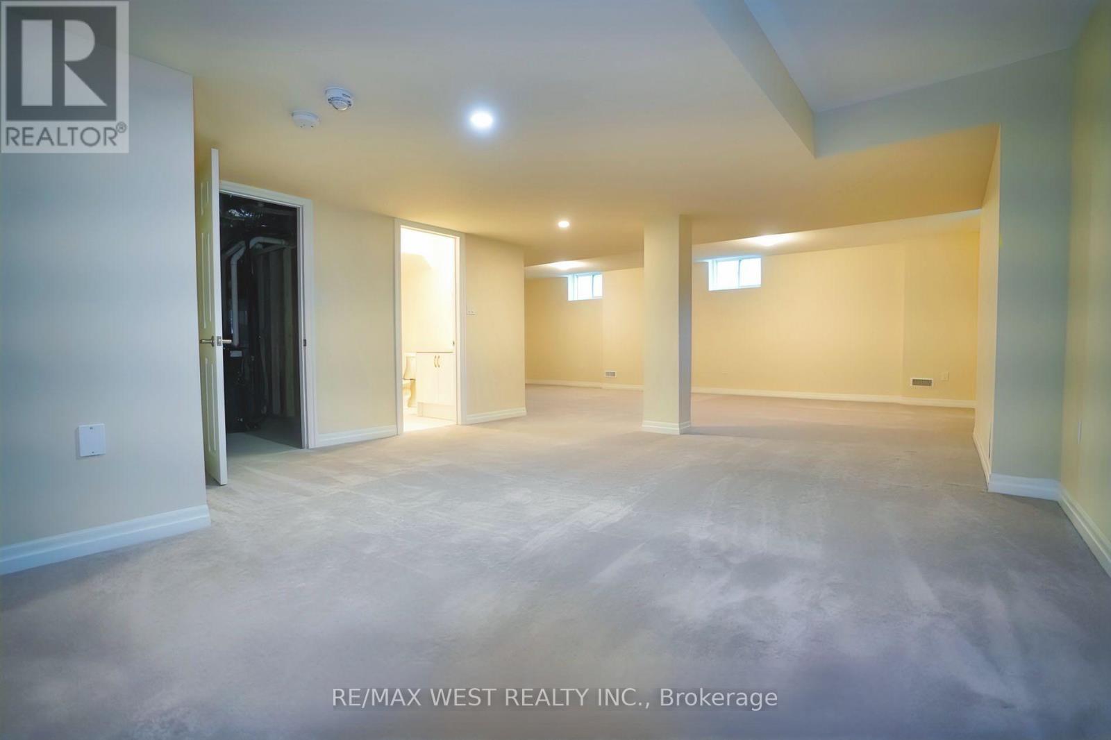 7 Stennett Drive, Georgina, Ontario  L4P 0J4 - Photo 28 - N12906834