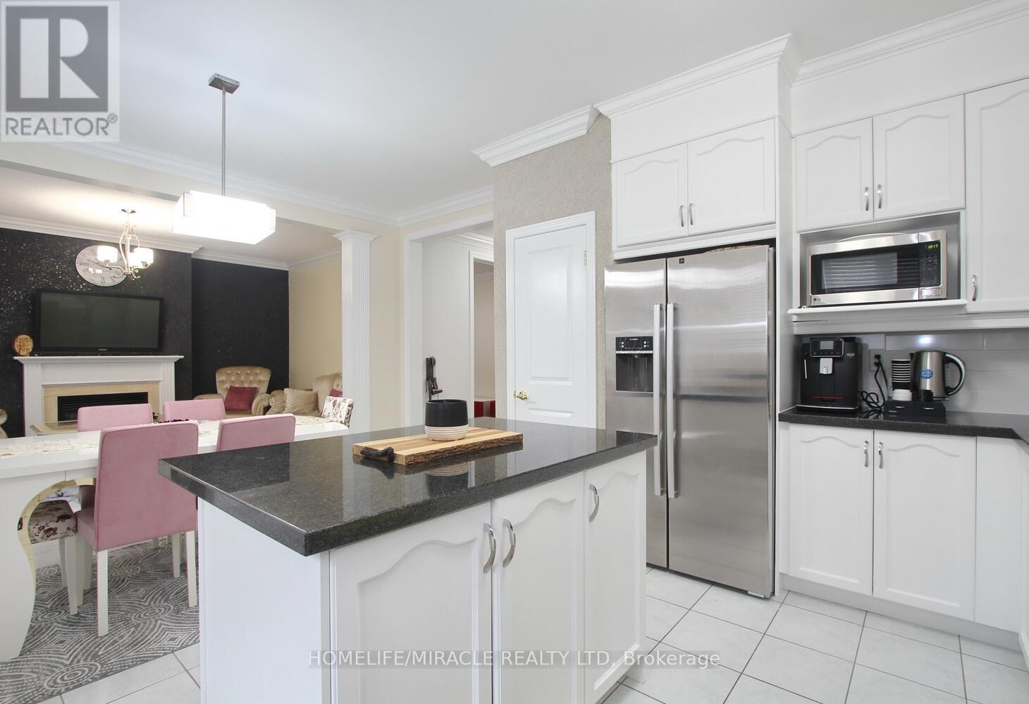 324 Chatfield Drive, Vaughan, Ontario  L4H 3R7 - Photo 10 - N12902692