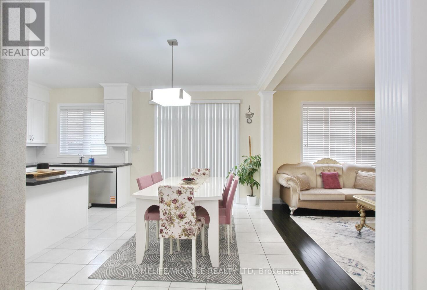 324 Chatfield Drive, Vaughan, Ontario  L4H 3R7 - Photo 13 - N12902692