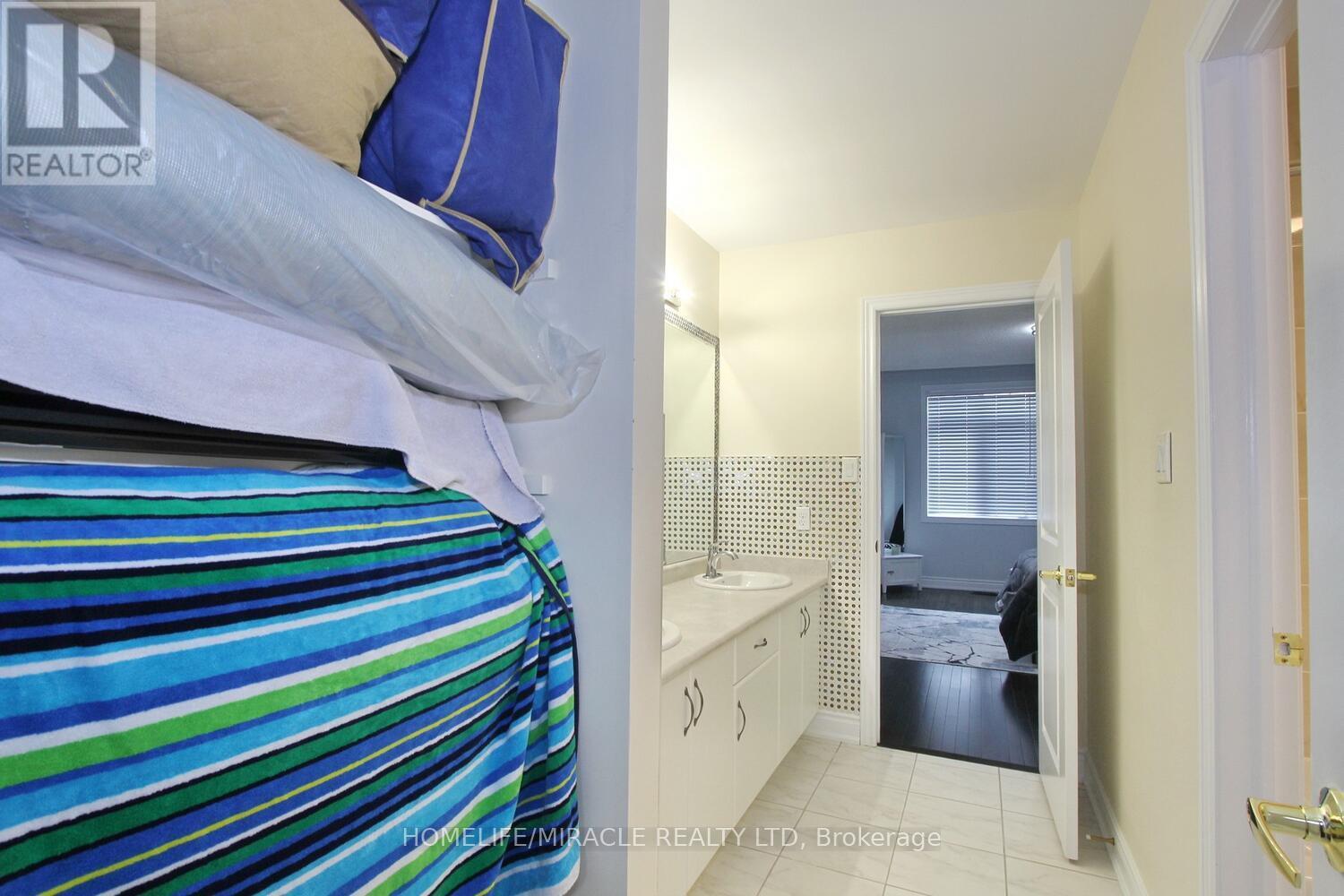 324 Chatfield Drive, Vaughan, Ontario  L4H 3R7 - Photo 33 - N12902692