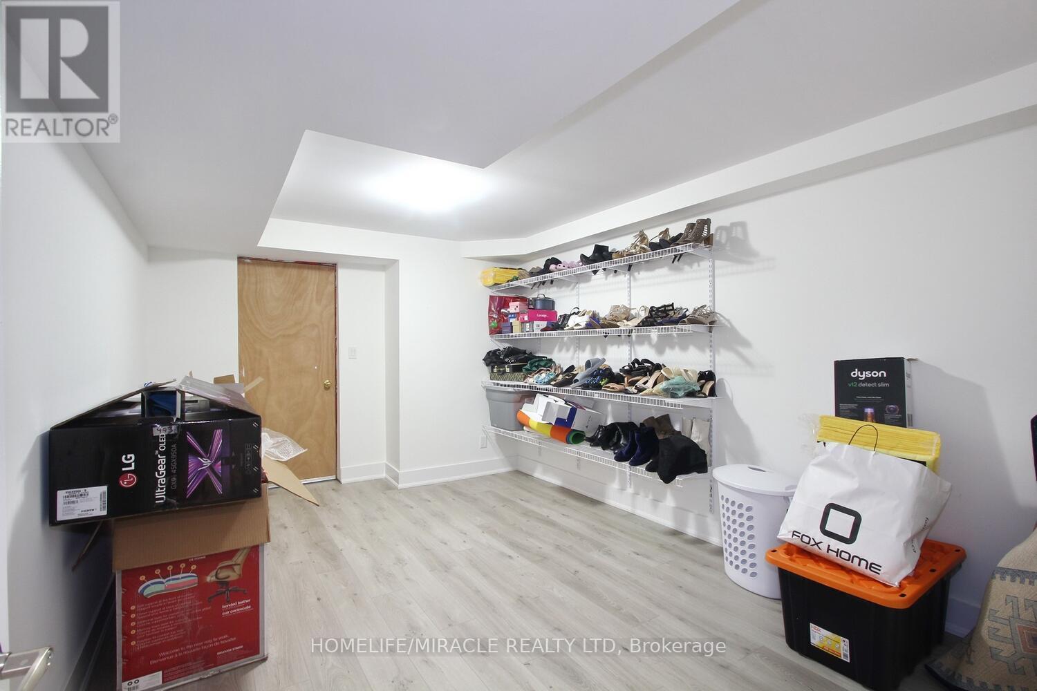 324 Chatfield Drive, Vaughan, Ontario  L4H 3R7 - Photo 44 - N12902692