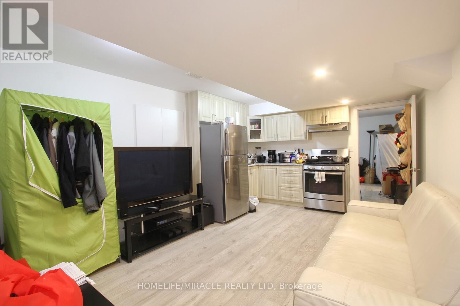 324 Chatfield Drive, Vaughan, Ontario  L4H 3R7 - Photo 45 - N12902692