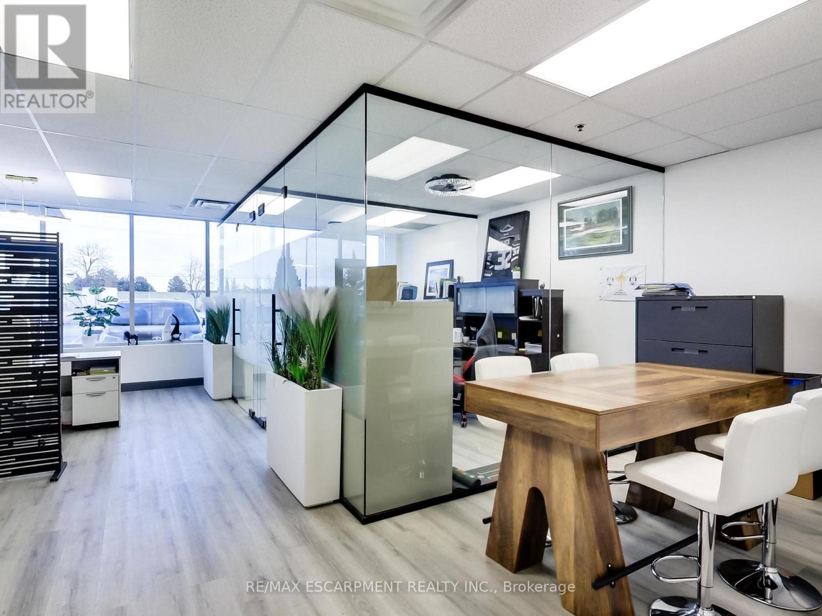 104 - 1100 South Service Road, Hamilton, Ontario  L8E 0C5 - Photo 15 - X12833202