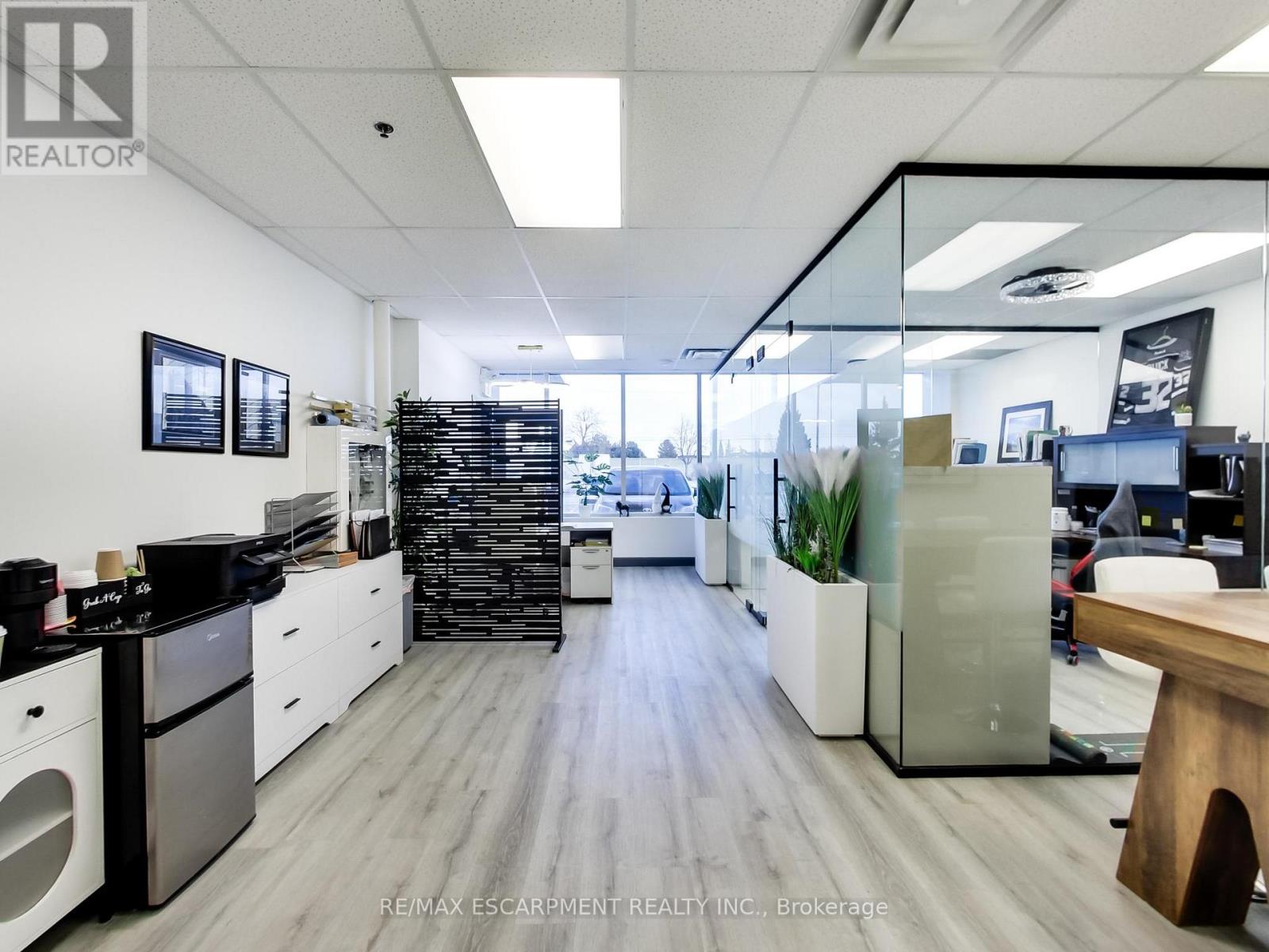 104 - 1100 South Service Road, Hamilton, Ontario  L8E 0C5 - Photo 16 - X12833202