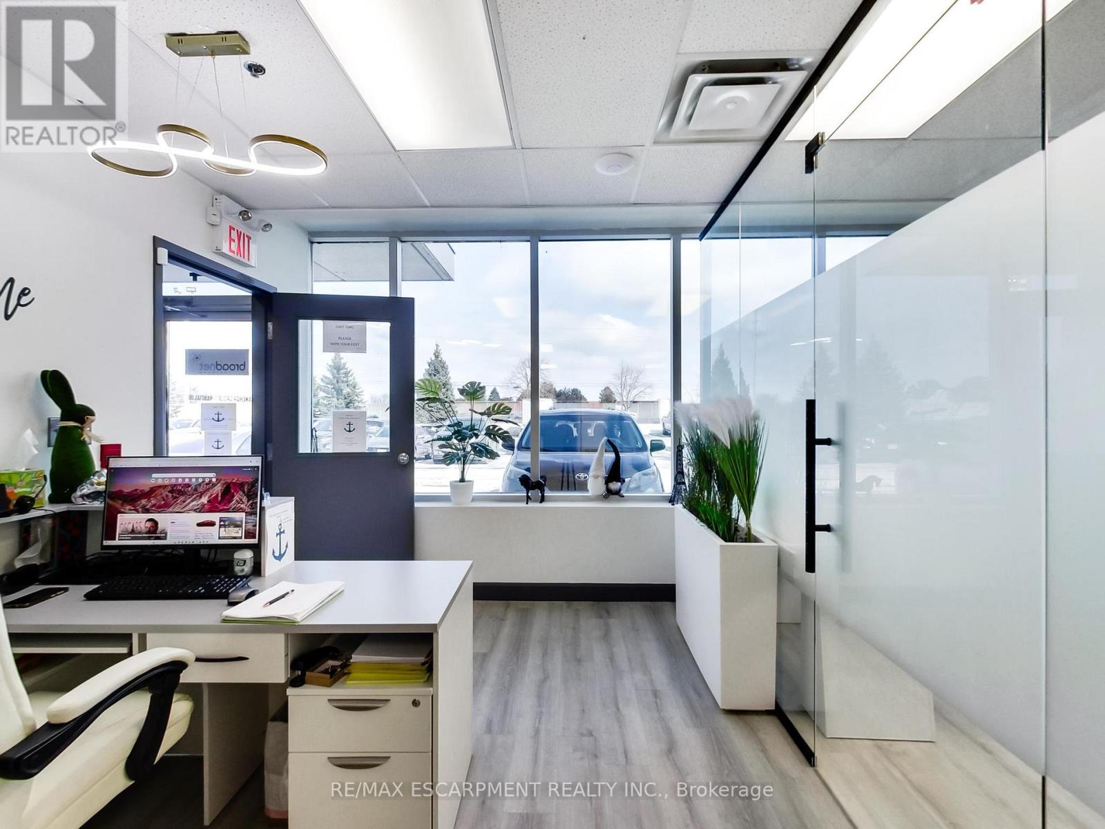 104 - 1100 South Service Road, Hamilton, Ontario  L8E 0C5 - Photo 9 - X12833202