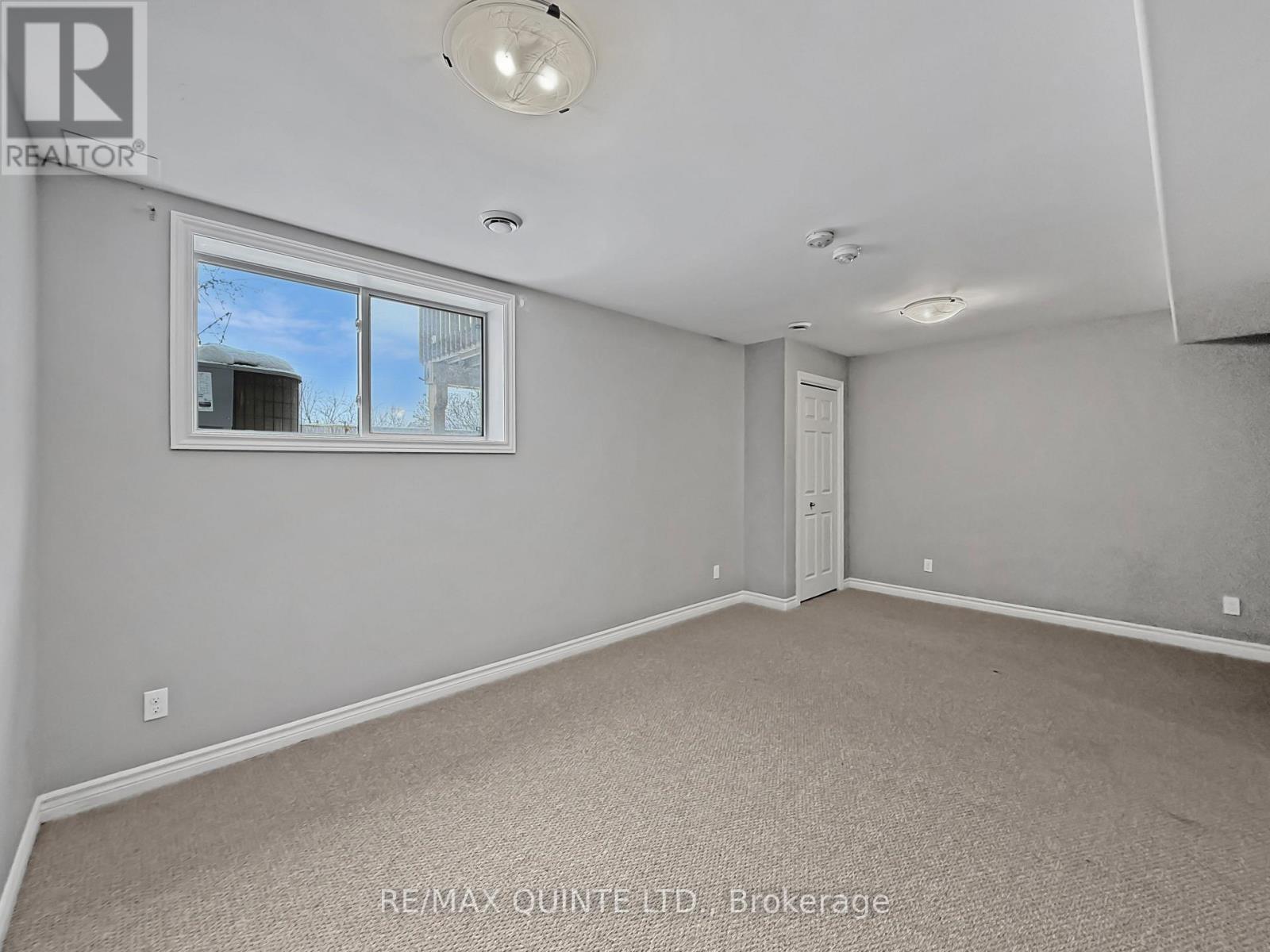 77 Mountain Ash Drive, Belleville (Thurlow Ward), Ontario  K8N 0E3 - Photo 32 - X12906846