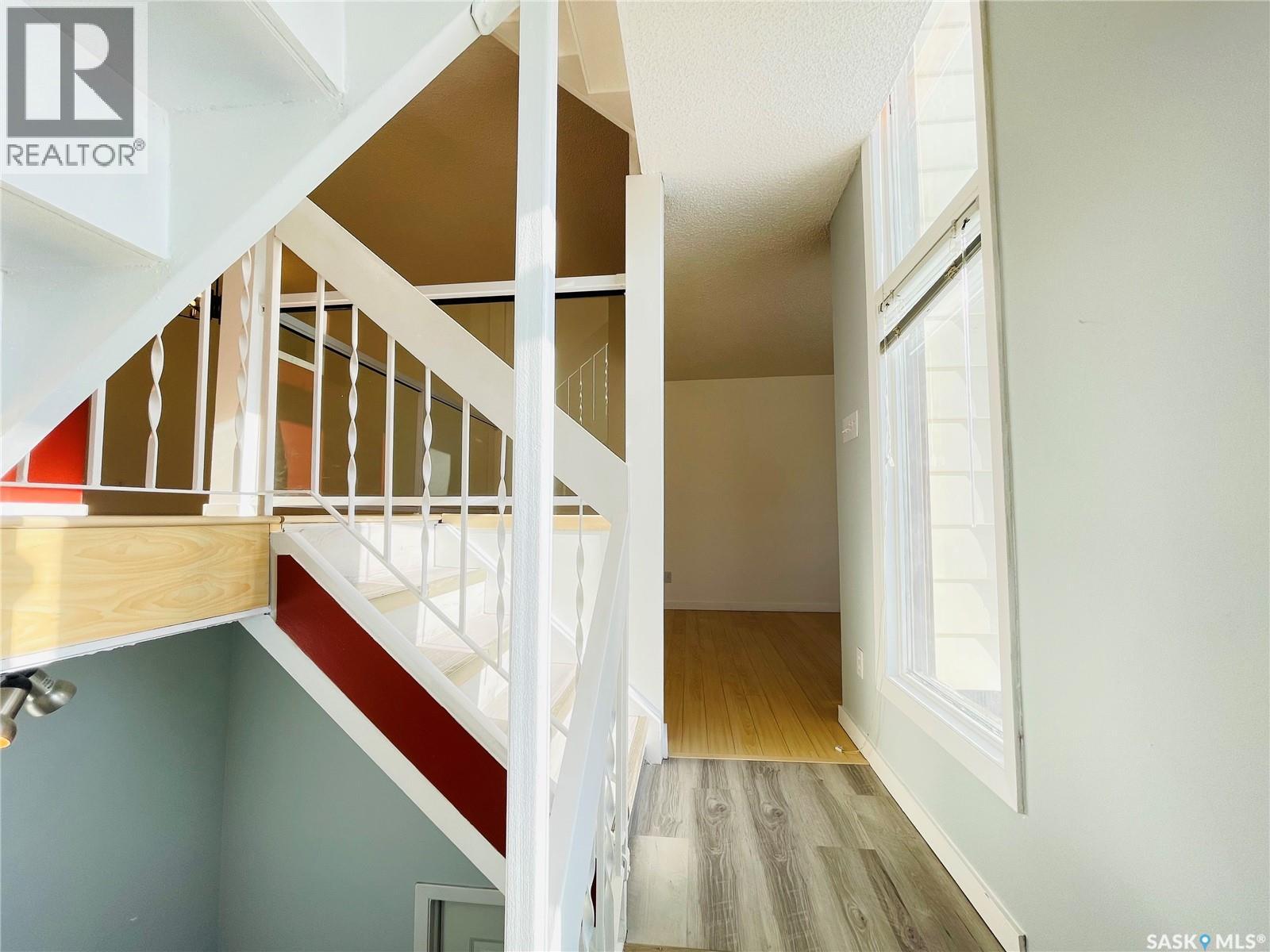 5026 10th Avenue, Regina, Saskatchewan  S4T 7P4 - Photo 5 - SK027509