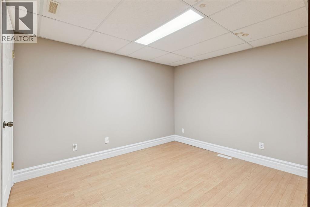 363 Prominence Heights Sw, Calgary, Alberta  T3H 2Z6 - Photo 30 - A2294438