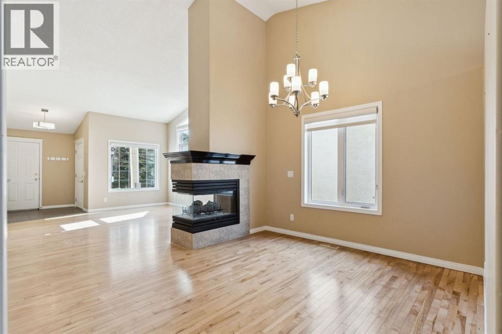 363 Prominence Heights Sw, Calgary, Alberta  T3H 2Z6 - Photo 9 - A2294438