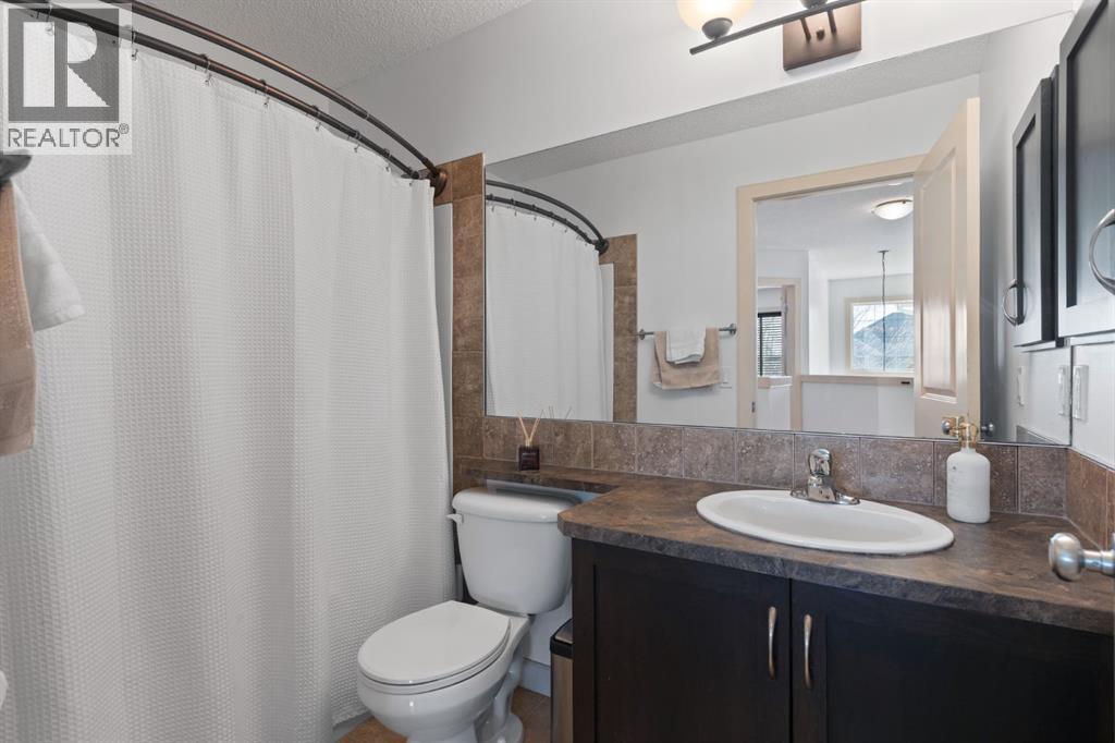 125 Seagreen Manor, Chestermere, Alberta  T1X 0E7 - Photo 25 - A2295360