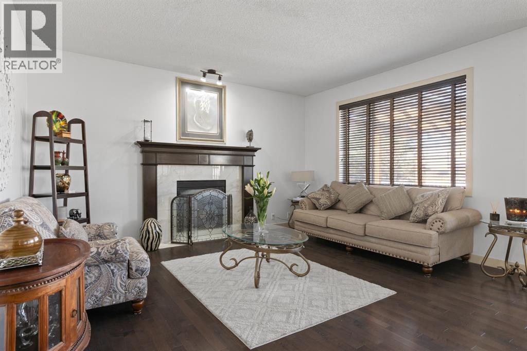 125 Seagreen Manor, Chestermere, Alberta  T1X 0E7 - Photo 9 - A2295360