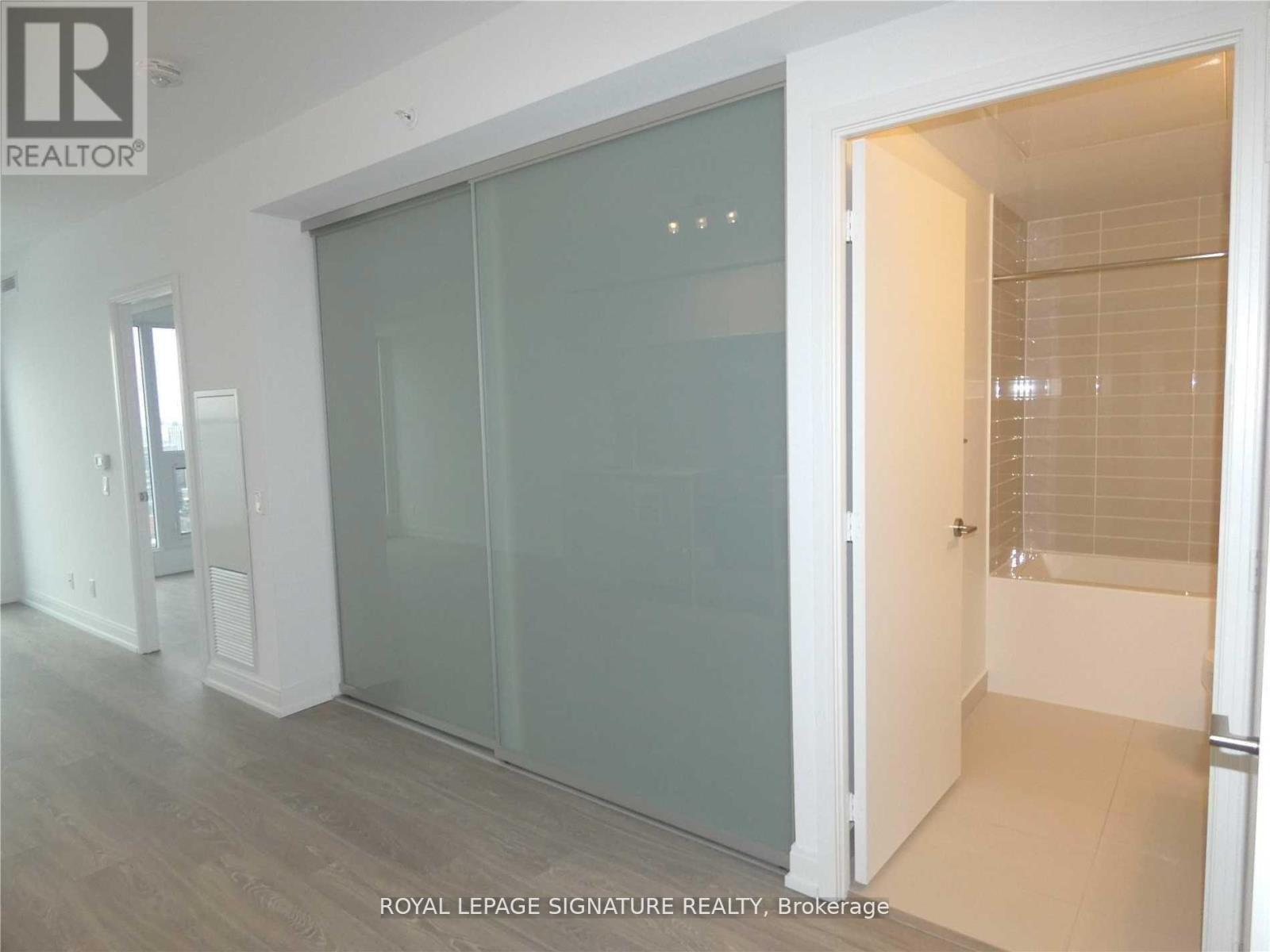 3706 - 181 Dundas Street E, Toronto, Ontario  M5A 0N5 - Photo 9 - C12906844