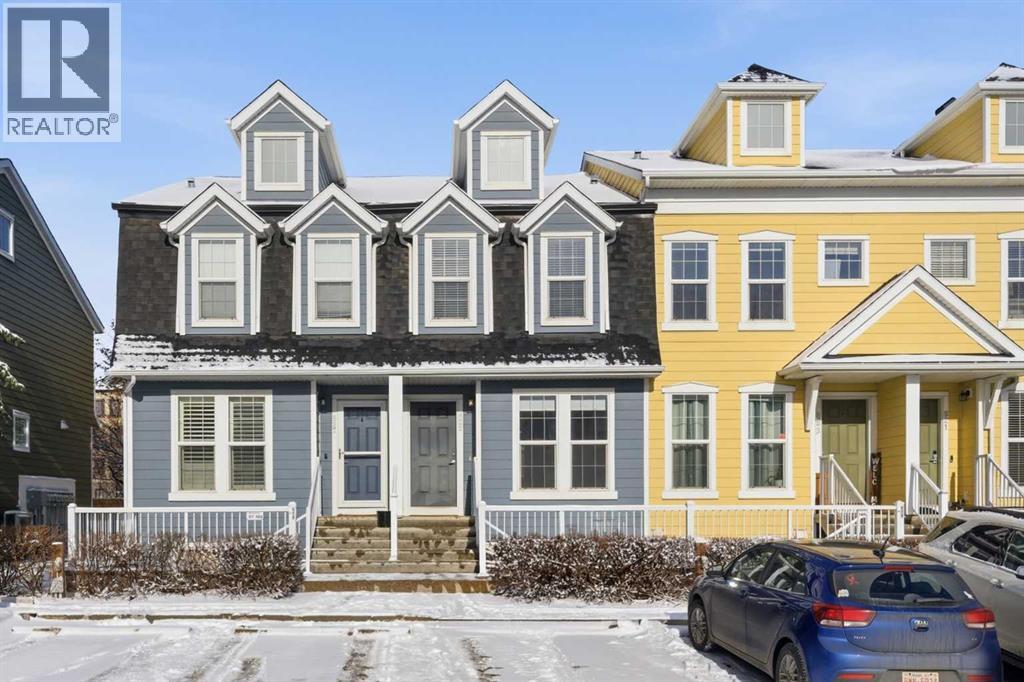 525 McKenzie Towne Close SE, Calgary, Alberta